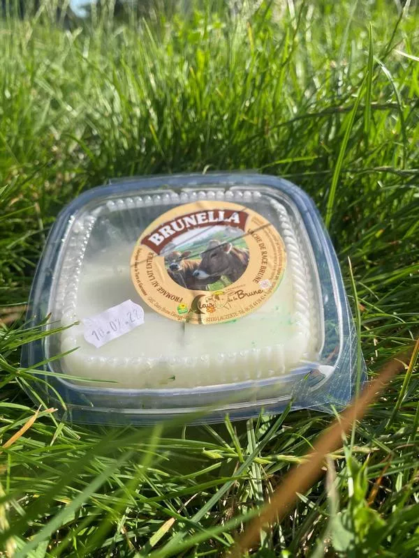 Ferme laitière, Montauban, Au Clair de la Brune