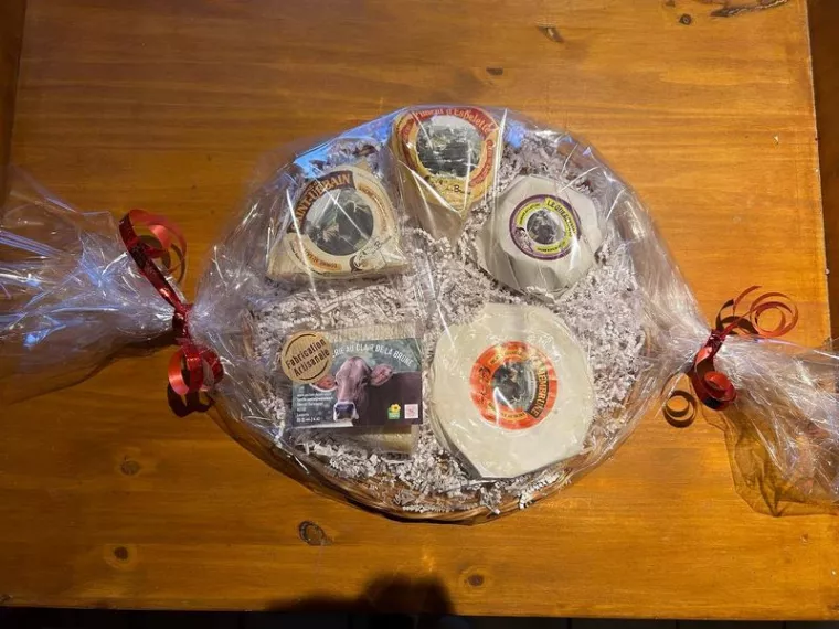 Où commander un plateau de fromages fermiers pour une épicerie fine ?, Montauban, Au Clair de la Brune